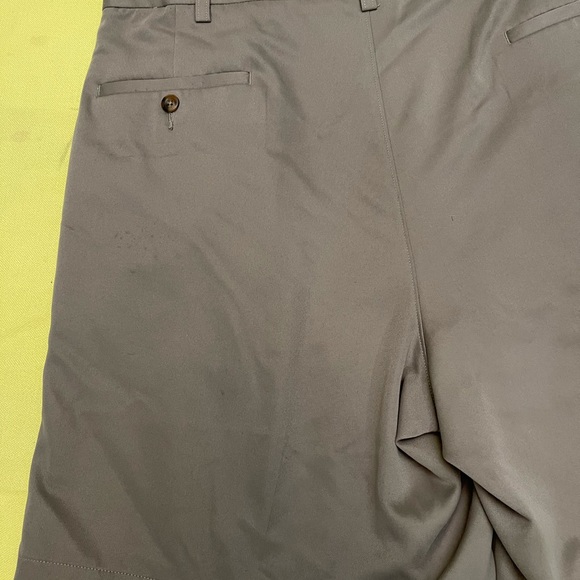 Haggar Pleated Front, Expandable Waistband, sz 38 - Picture 8 of 11